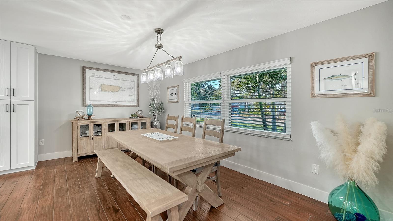 Image 18 of 64 For 4609 33 Avenue