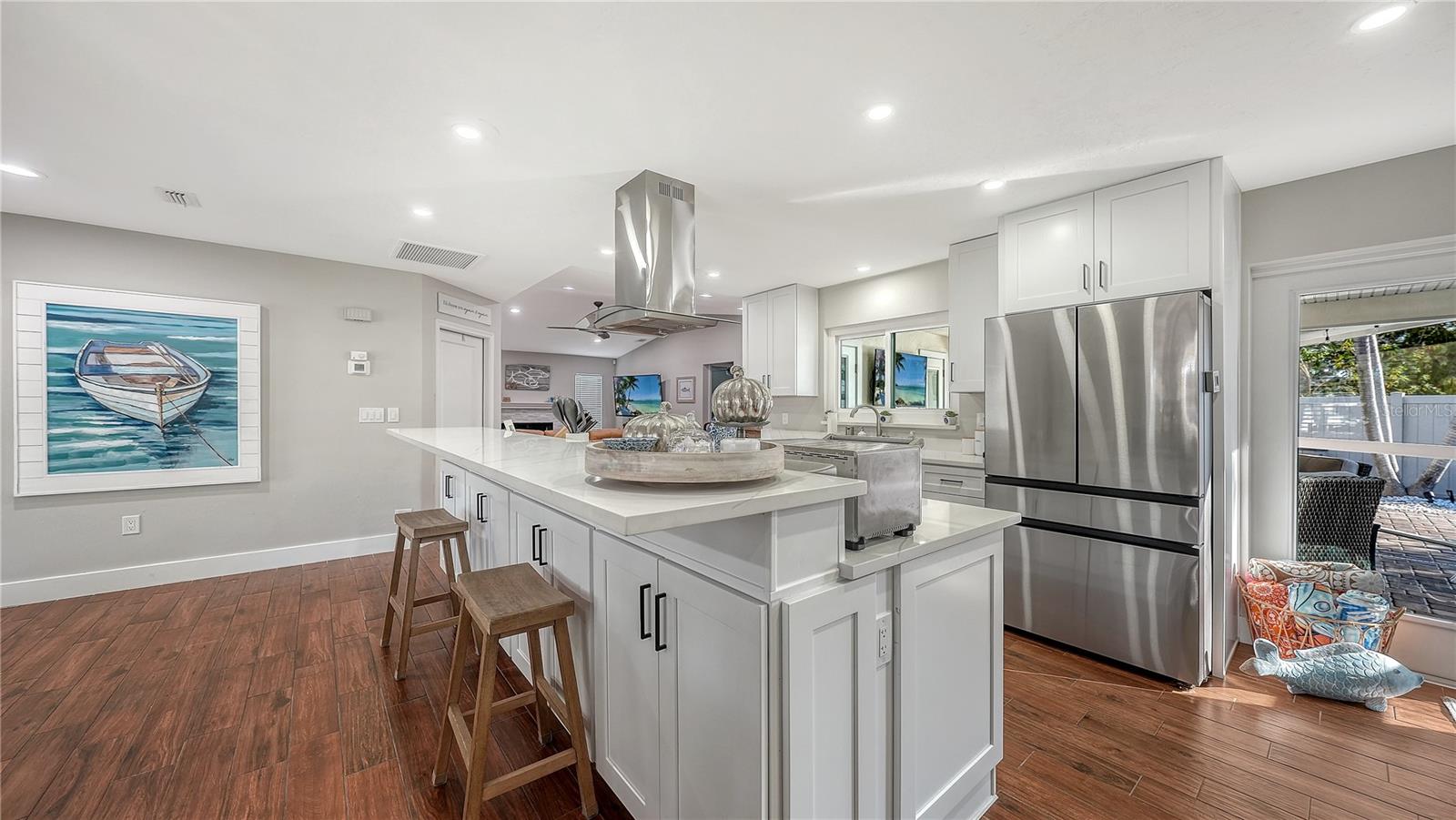 Image 21 of 64 For 4609 33 Avenue