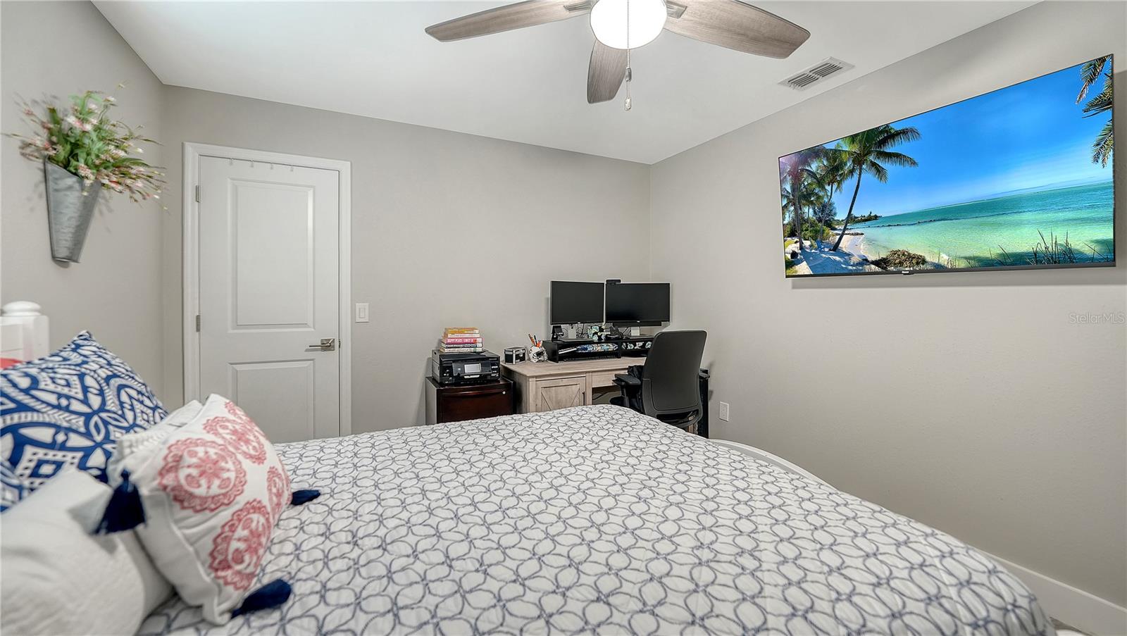 Image 39 of 64 For 4609 33 Avenue