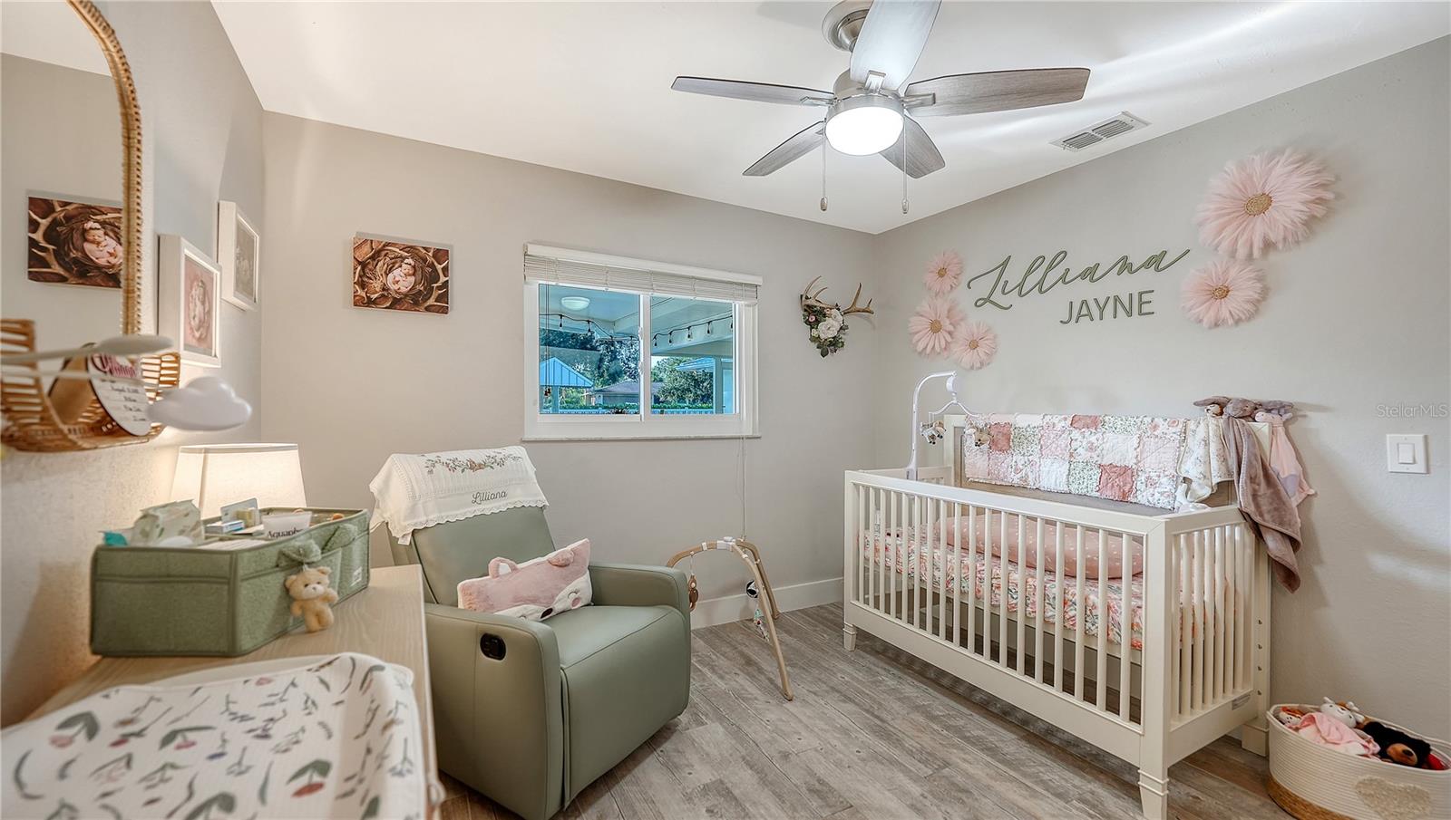 Image 42 of 64 For 4609 33 Avenue