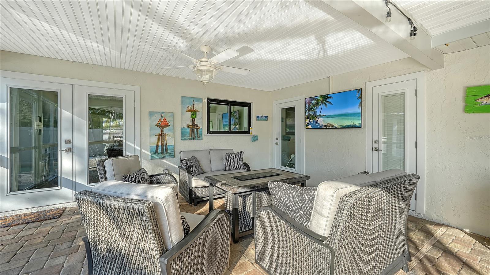 Image 45 of 64 For 4609 33 Avenue