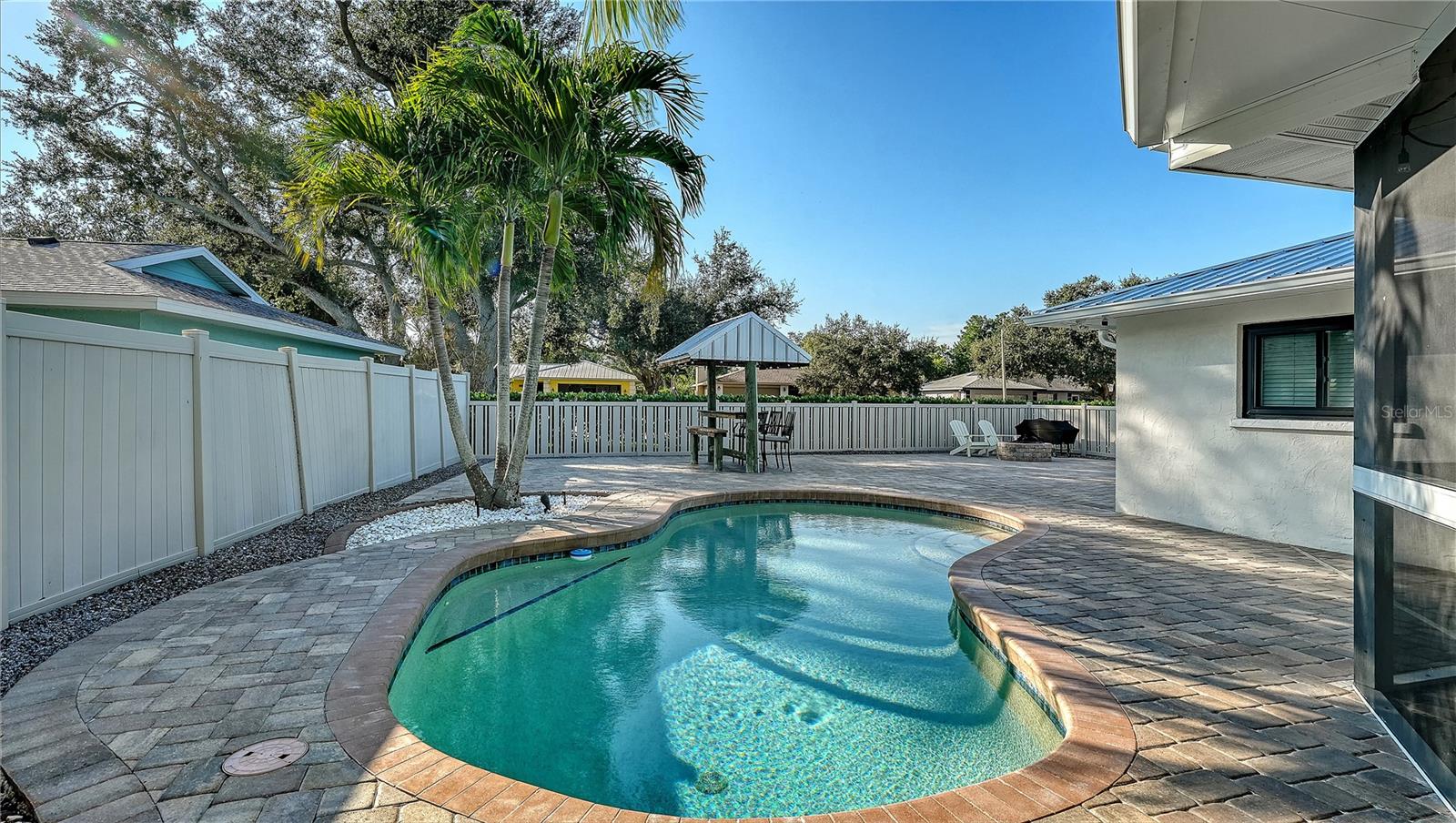 Image 61 of 64 For 4609 33 Avenue