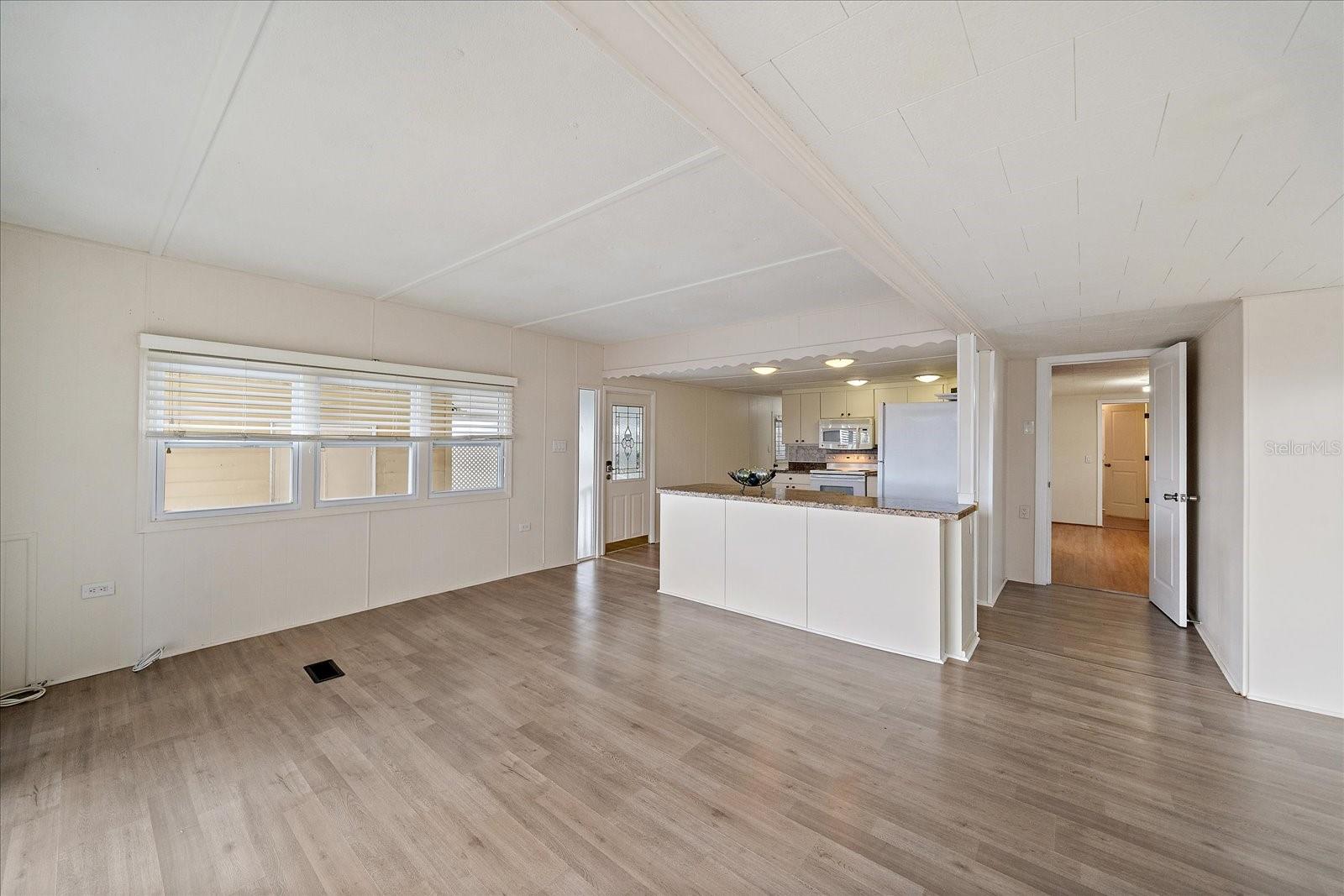 Image 12 of 32 For 232 Bimini Drive