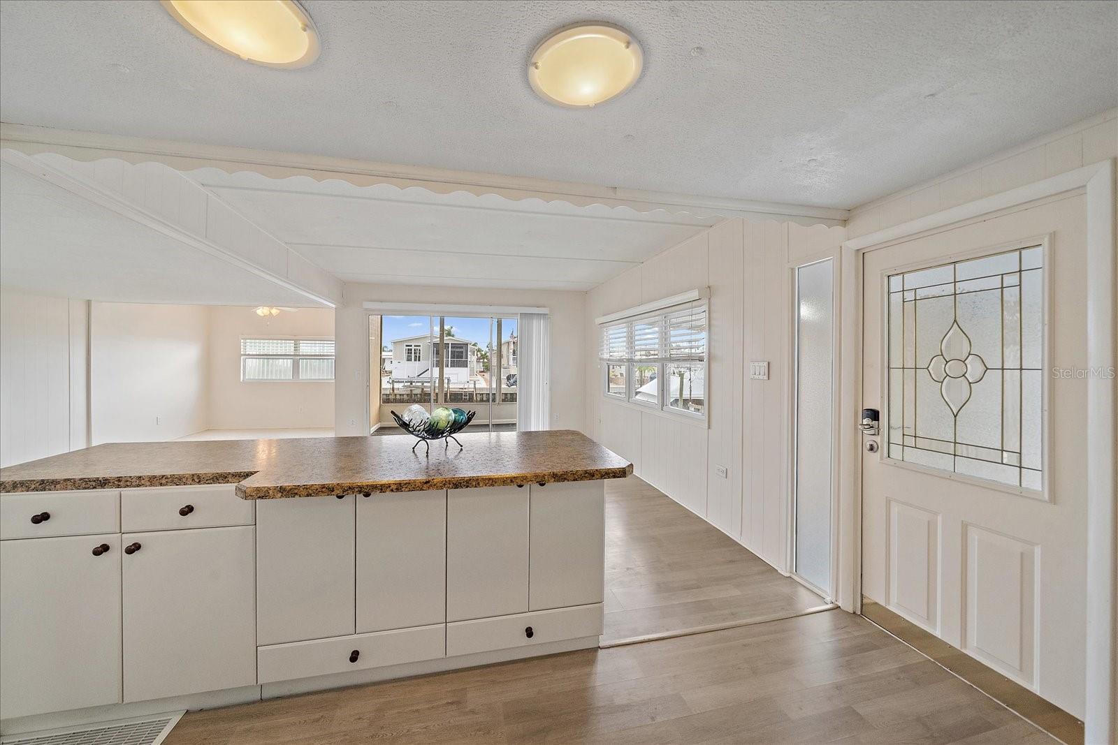 Image 16 of 32 For 232 Bimini Drive