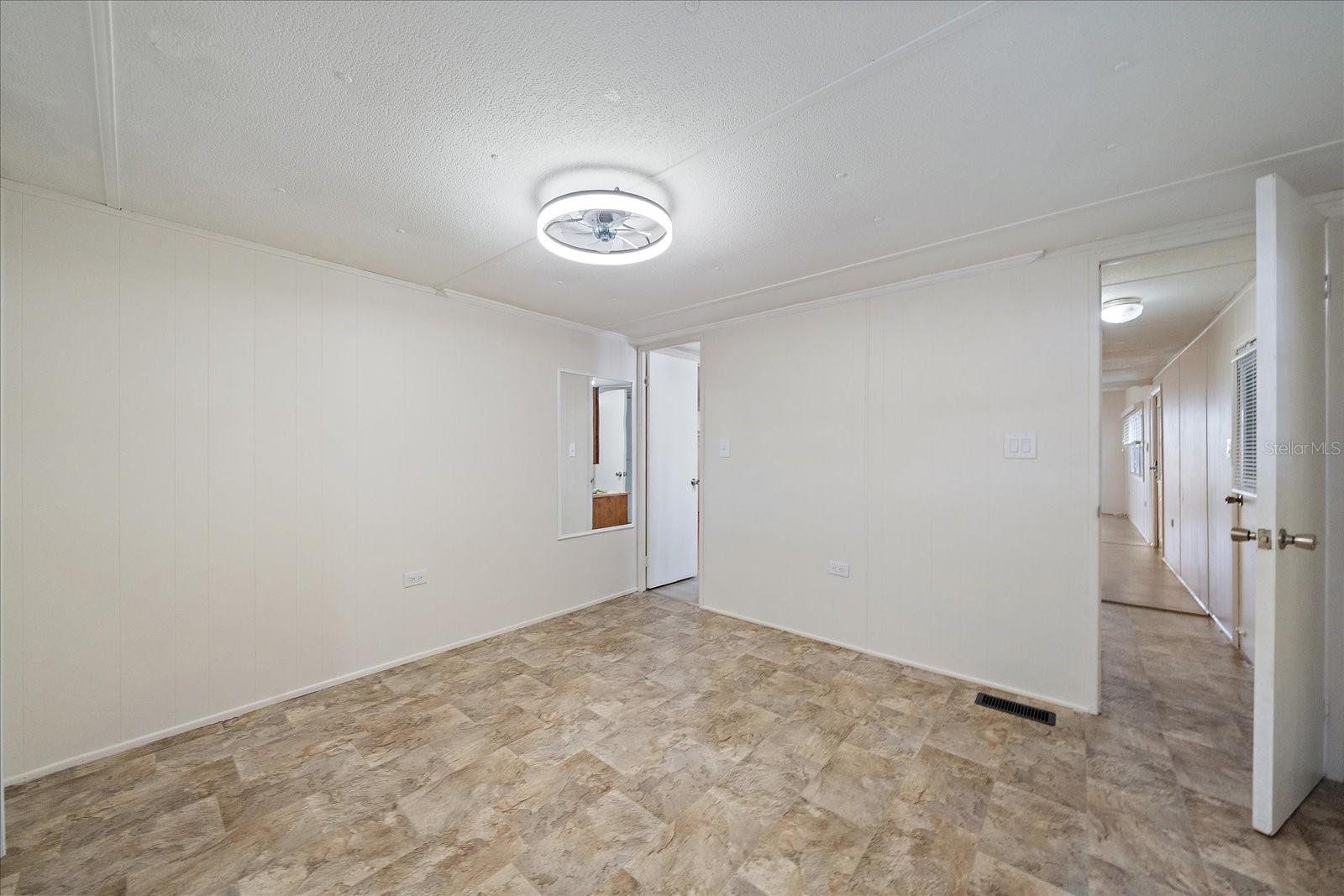 Image 19 of 32 For 232 Bimini Drive