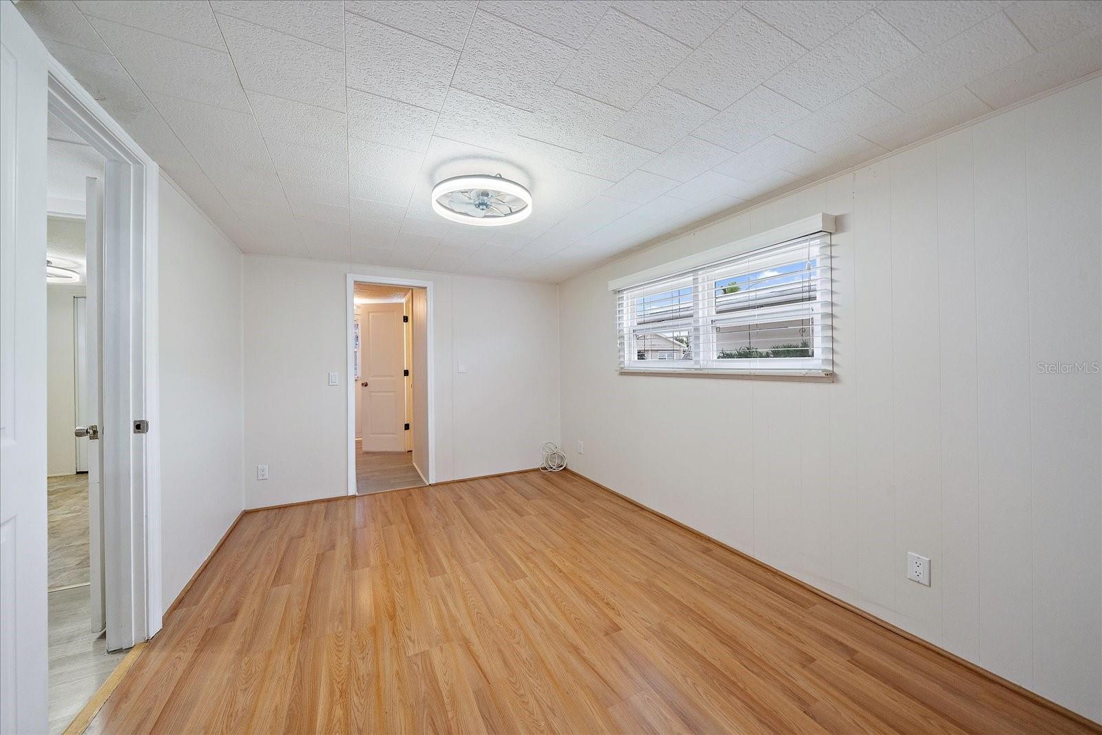 Image 20 of 32 For 232 Bimini Drive