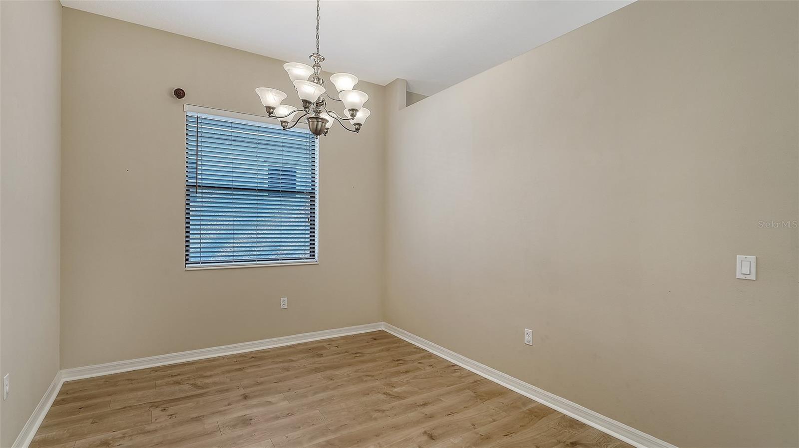 Image 7 of 68 For 8146 Indigo Ridge Terrace