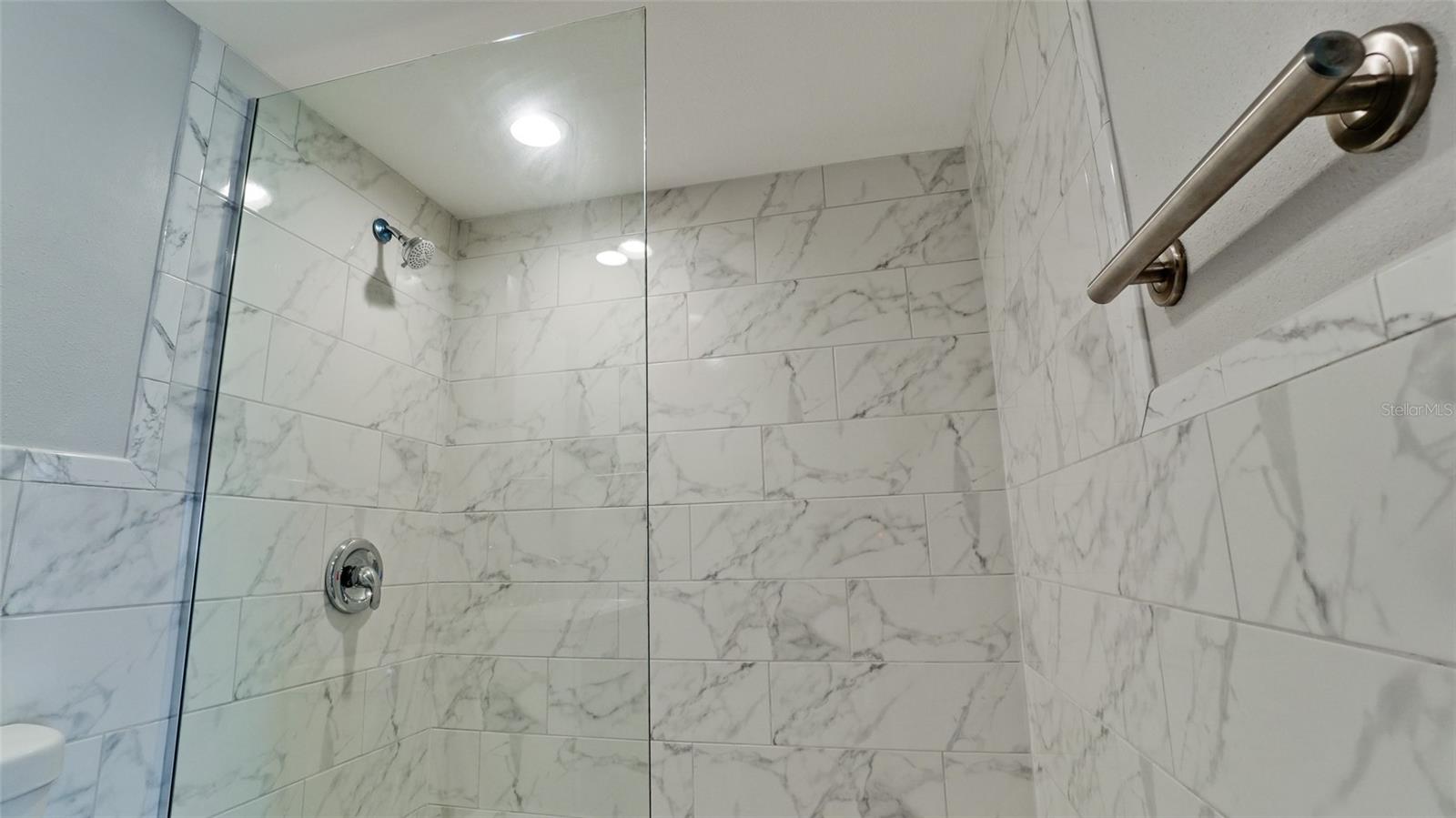 Image 21 of 57 For 6700 Gulf Of Mexico Drive 139