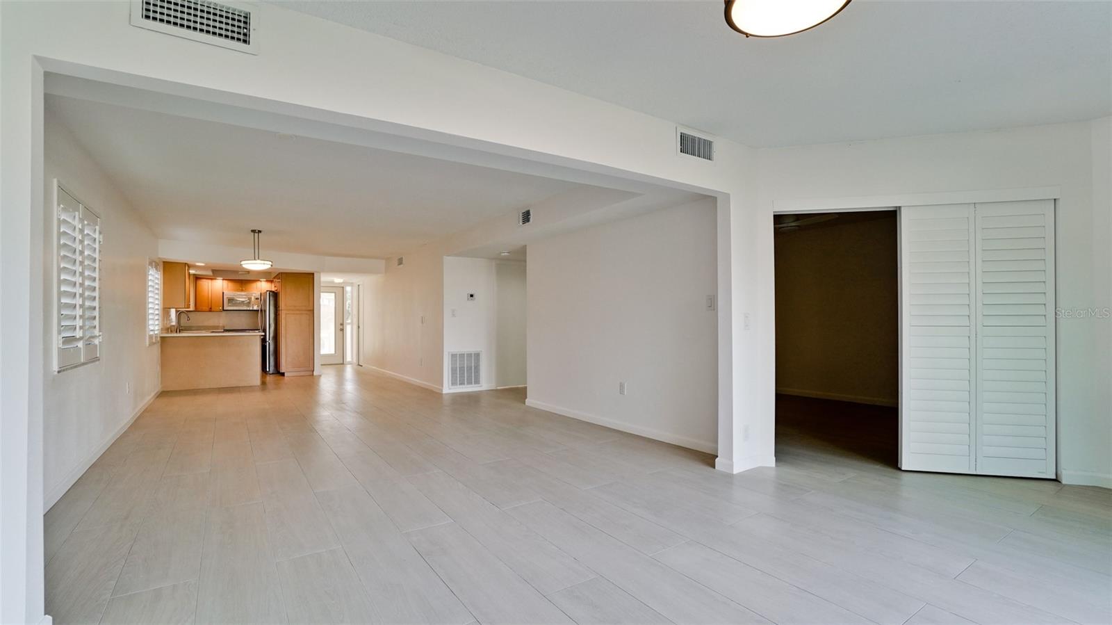 Image 8 of 57 For 6700 Gulf Of Mexico Drive 139