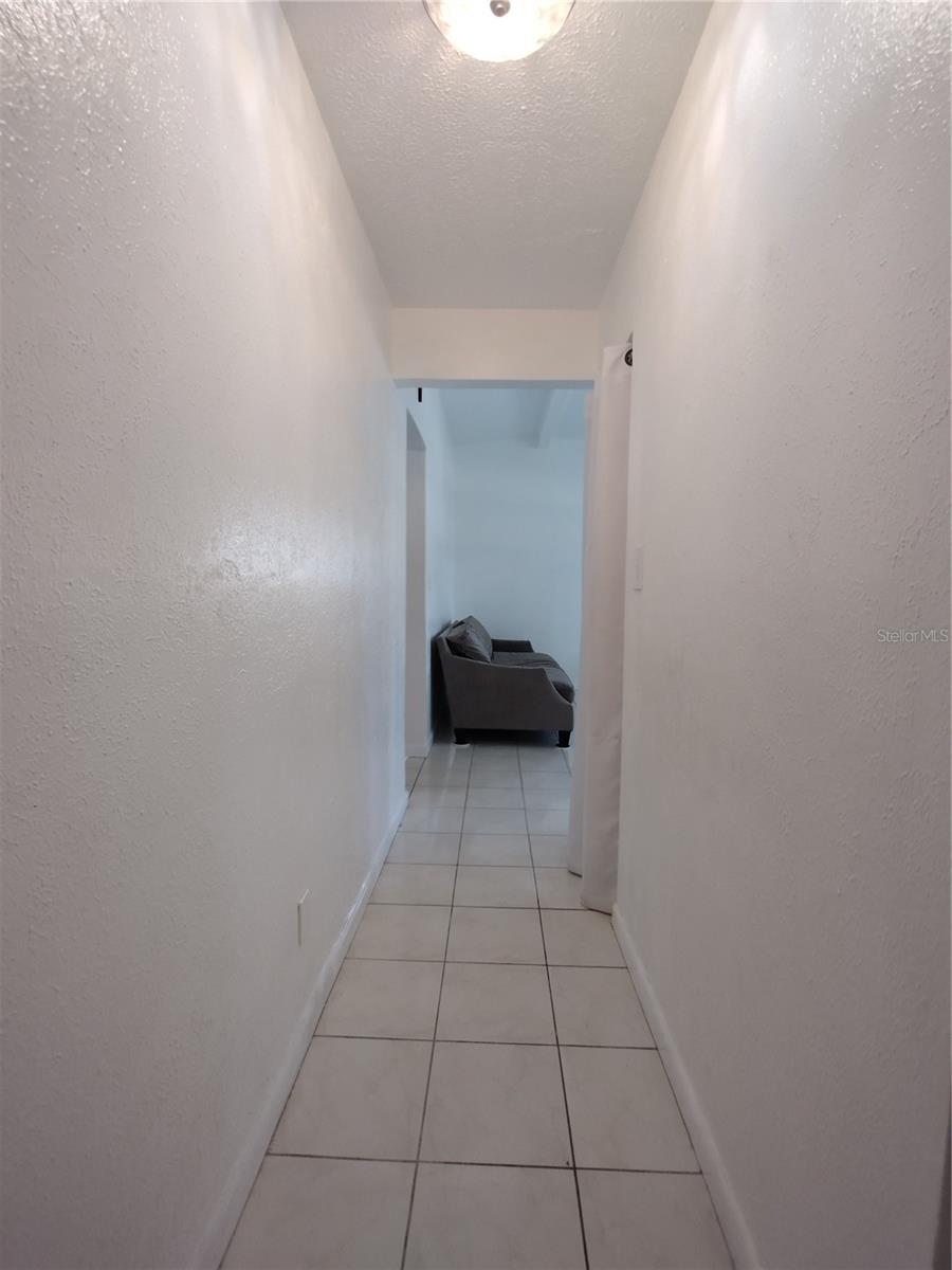 Image 18 of 100 For 312 Cornelius Circle