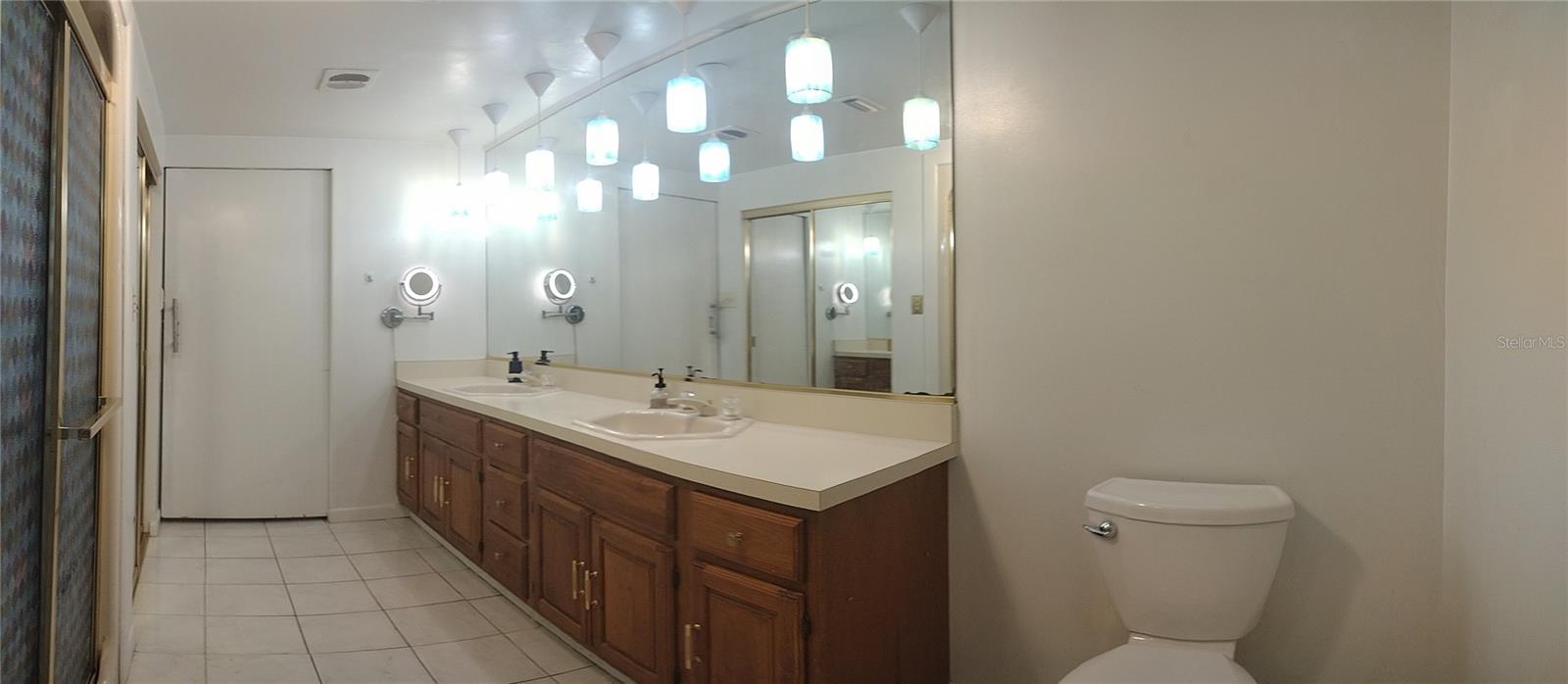 Image 20 of 100 For 312 Cornelius Circle