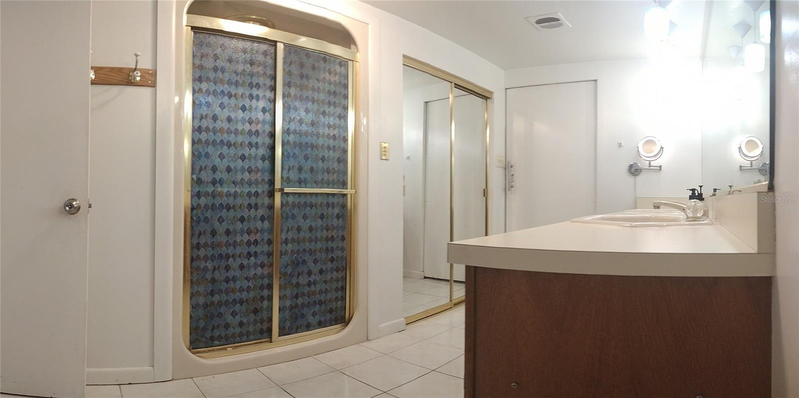 Image 23 of 100 For 312 Cornelius Circle