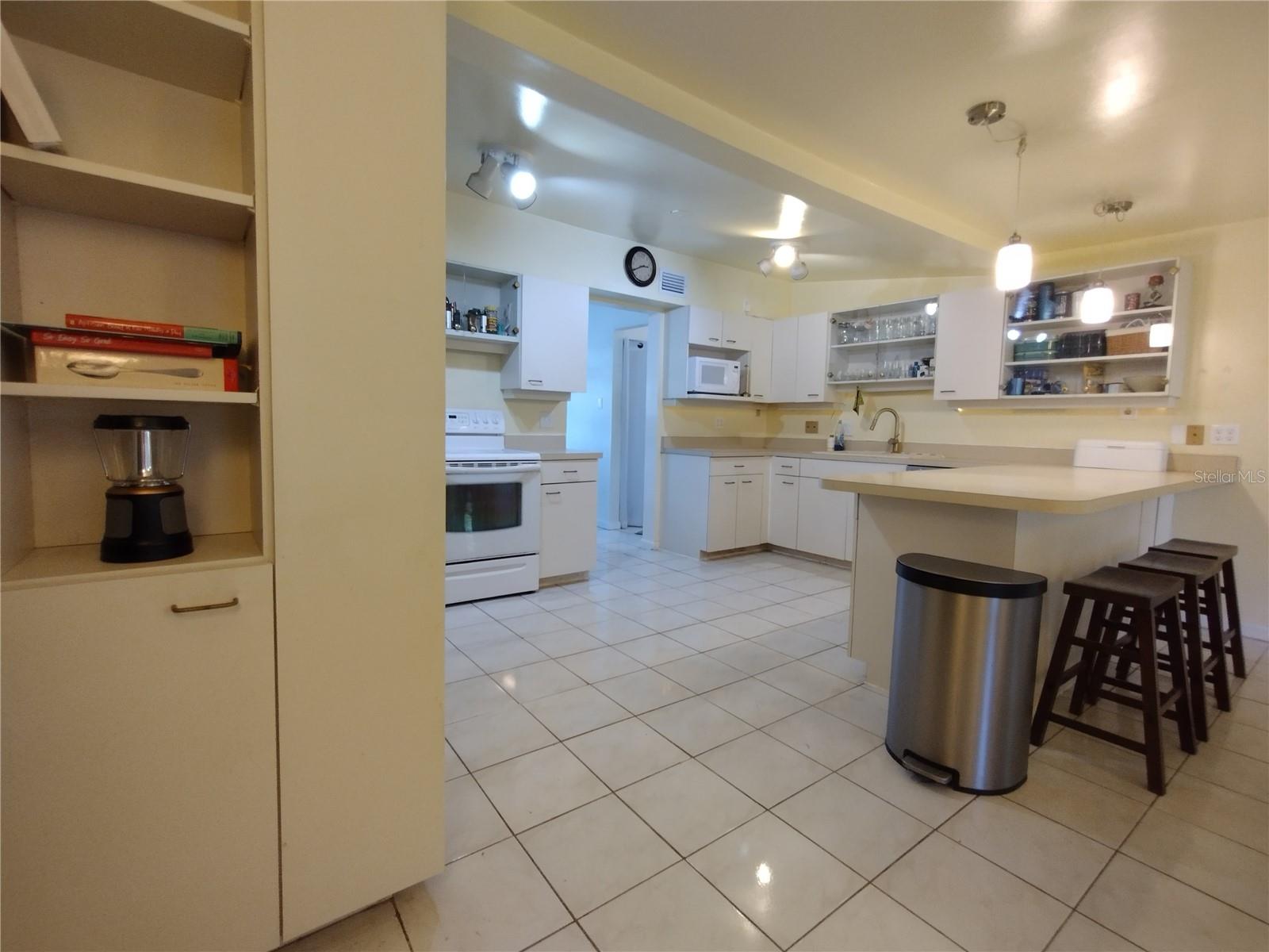 Image 31 of 100 For 312 Cornelius Circle