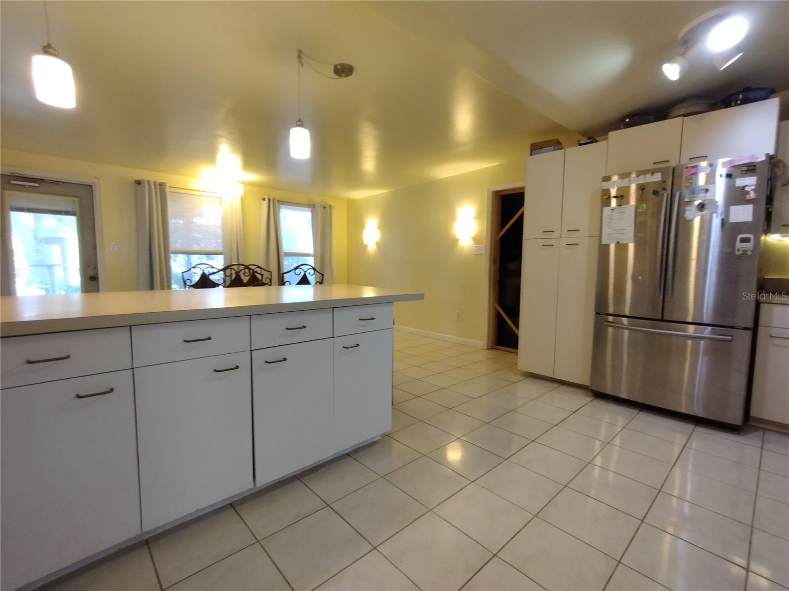 Image 35 of 100 For 312 Cornelius Circle