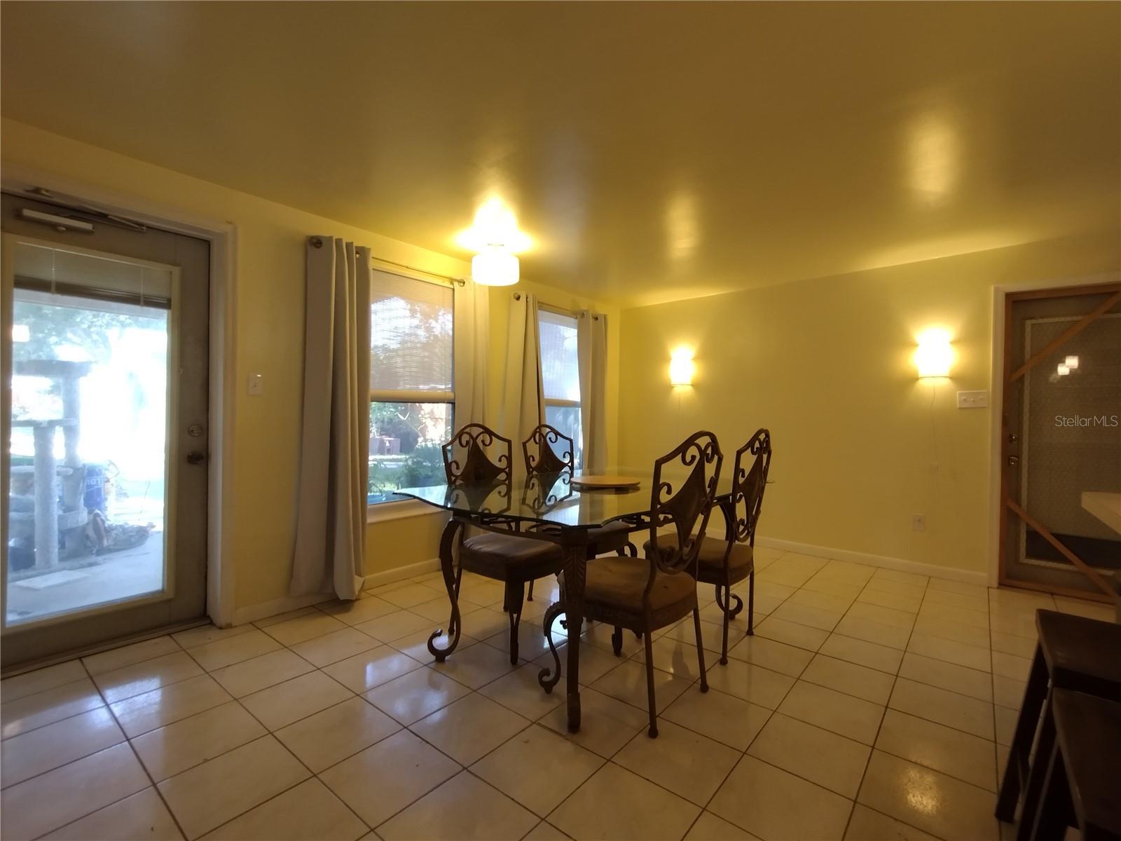 Image 48 of 100 For 312 Cornelius Circle