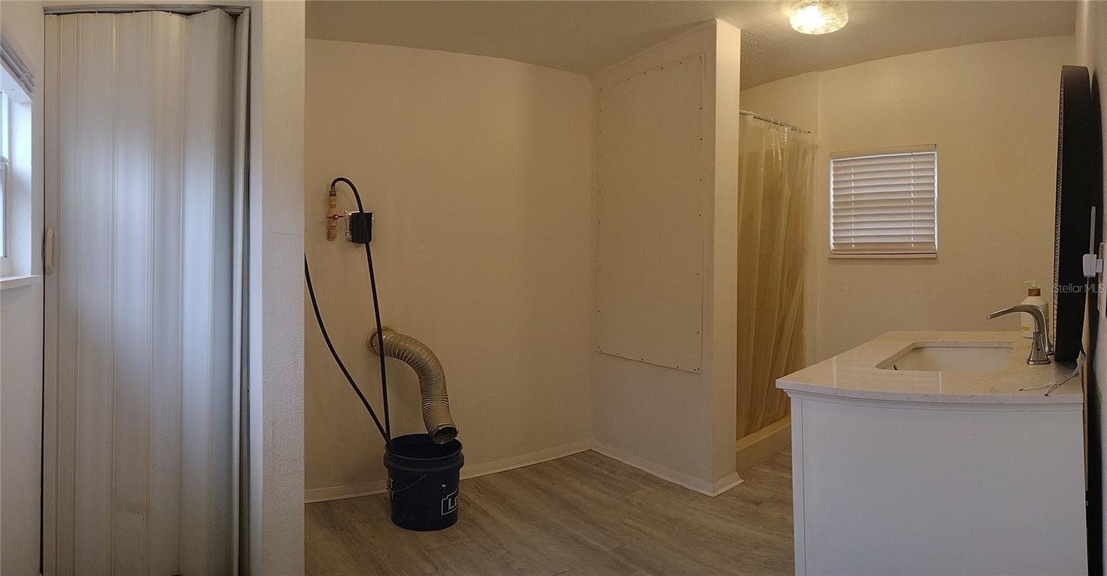 Image 83 of 100 For 312 Cornelius Circle