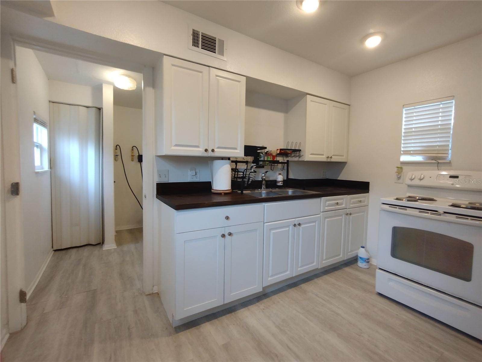 Image 86 of 100 For 312 Cornelius Circle