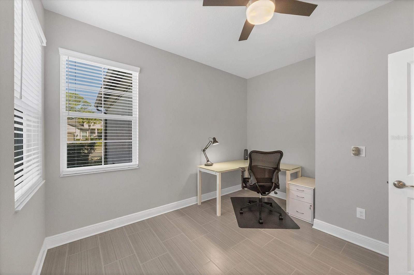 Image 23 of 35 For 6030 Amberly Drive