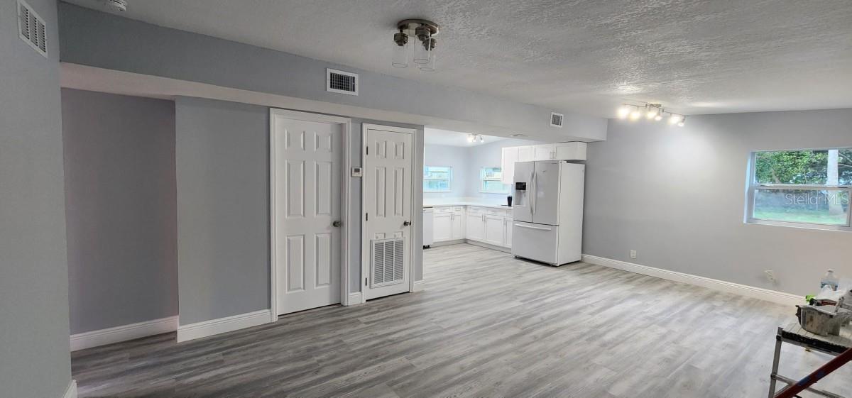 Image 2 of 11 For 224 Crevasse Street