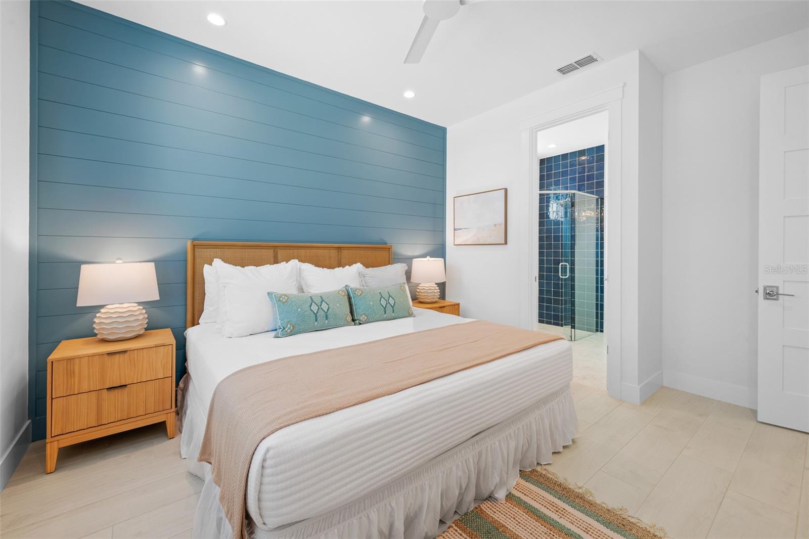 Image 19 of 85 For 211 Grant Drive