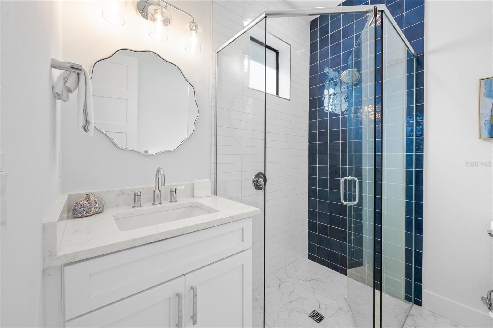 Image 20 of 85 For 211 Grant Drive