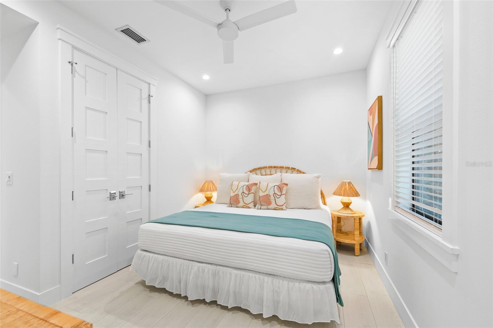 Image 29 of 85 For 211 Grant Drive