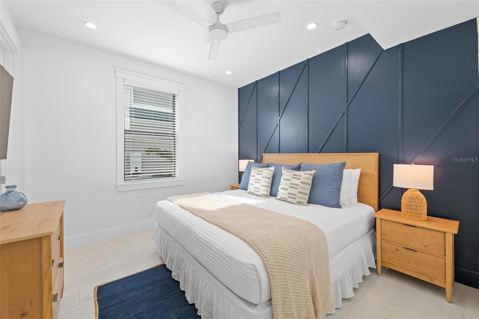 Image 32 of 85 For 211 Grant Drive