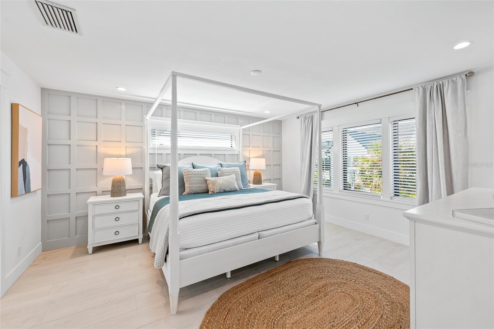 Image 39 of 85 For 211 Grant Drive