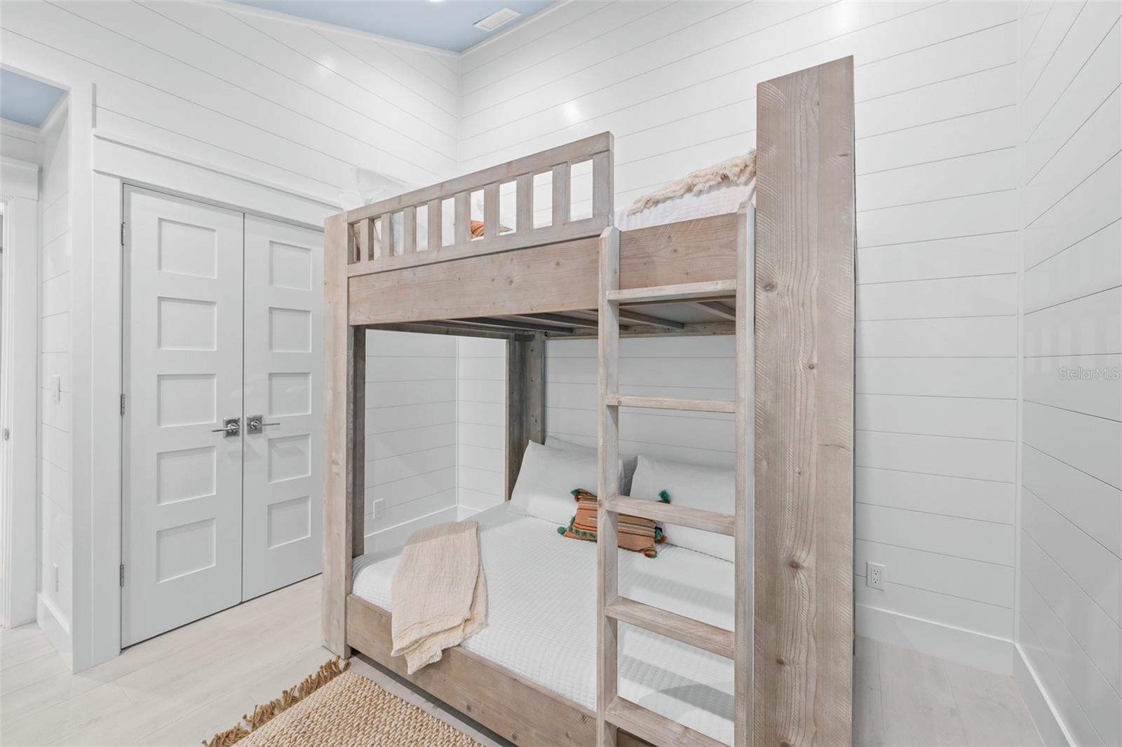 Image 57 of 85 For 211 Grant Drive