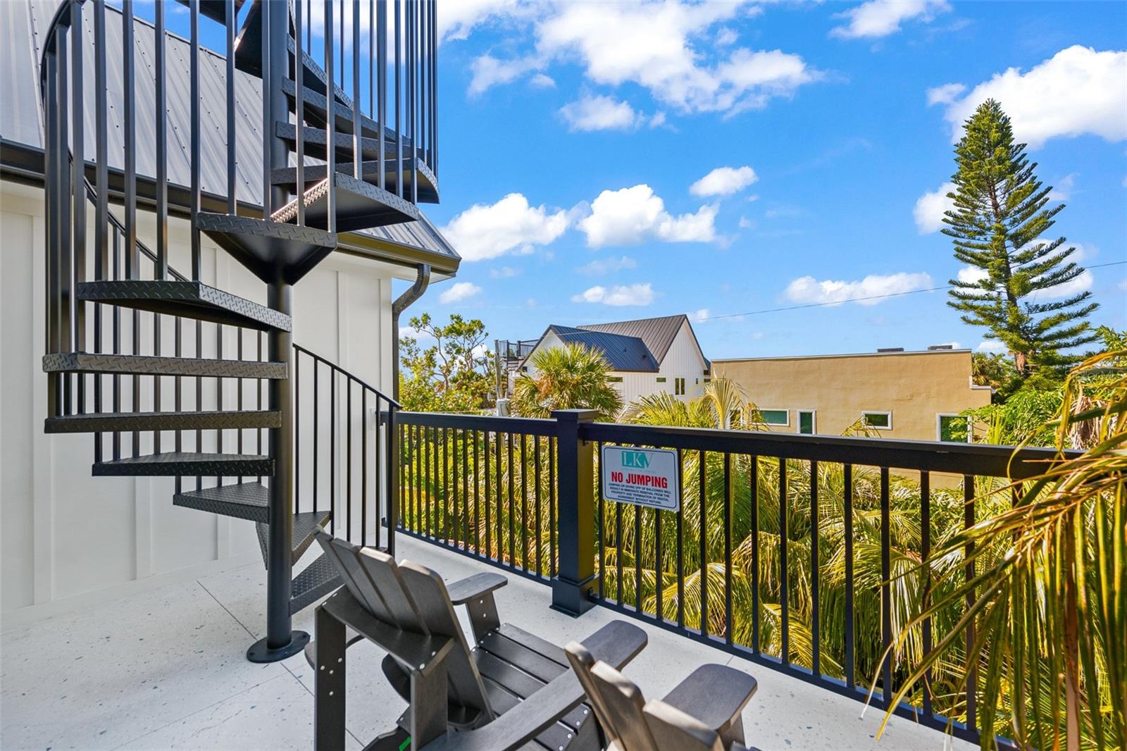 Image 59 of 85 For 211 Grant Drive