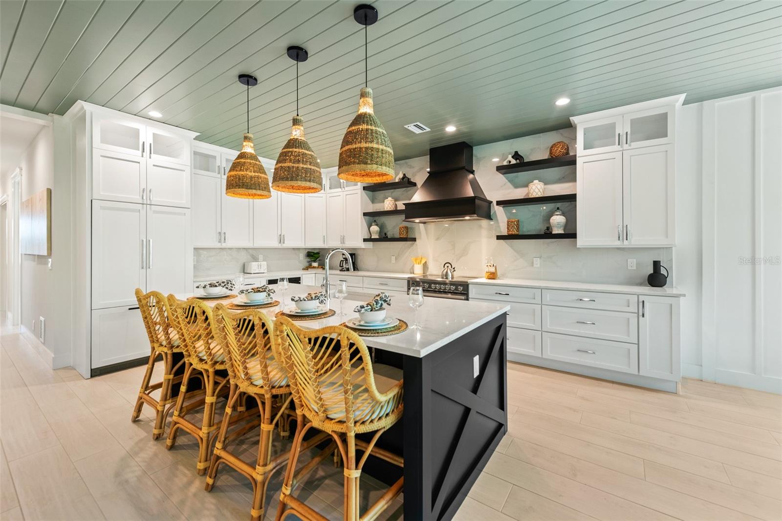 Image 9 of 85 For 211 Grant Drive