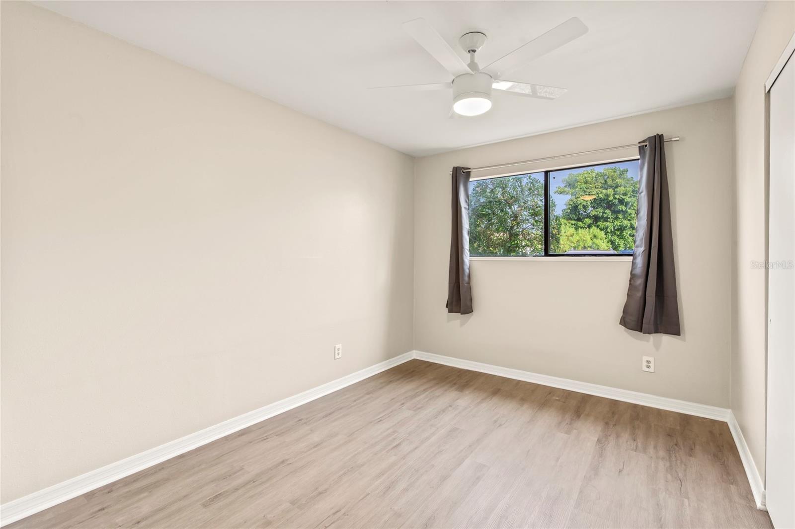 Image 12 of 20 For 6033 34th Street W 83