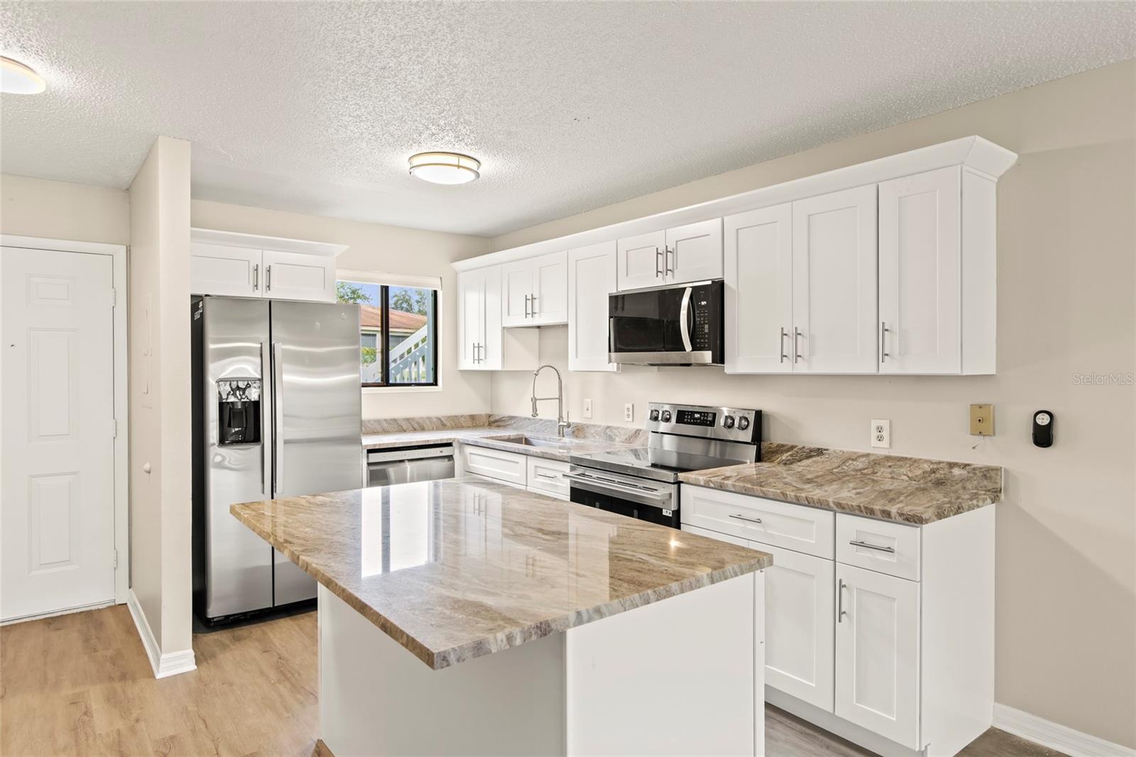 Image 6 of 20 For 6033 34th Street W 83