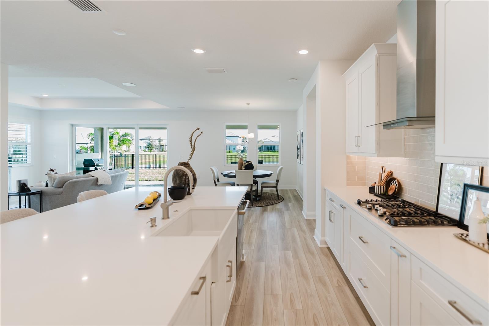 Image 31 of 87 For 4811 Honey Dew Lane