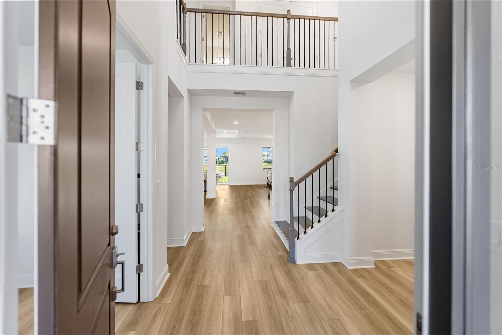 Image 4 of 87 For 4811 Honey Dew Lane