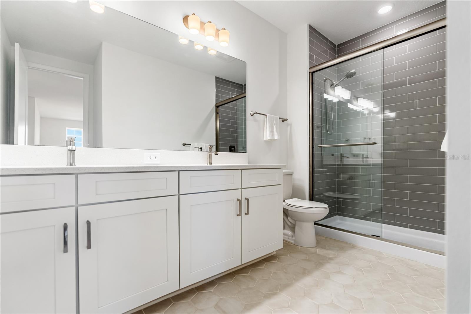 Image 52 of 87 For 4811 Honey Dew Lane