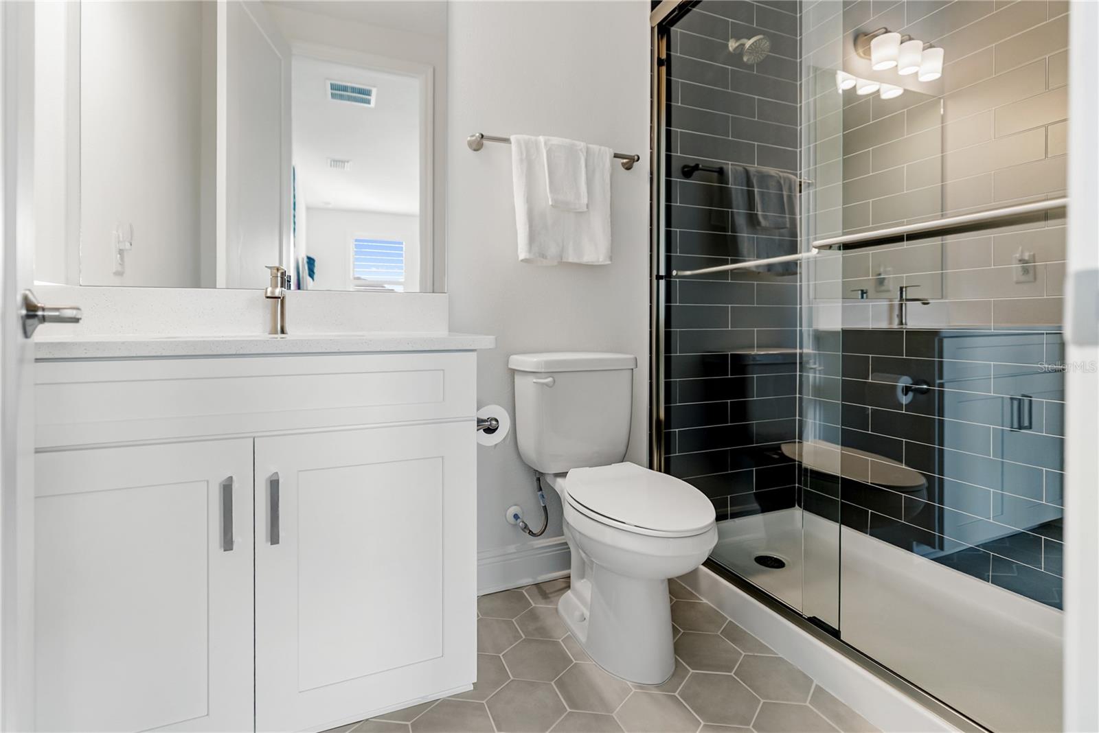 Image 53 of 87 For 4811 Honey Dew Lane