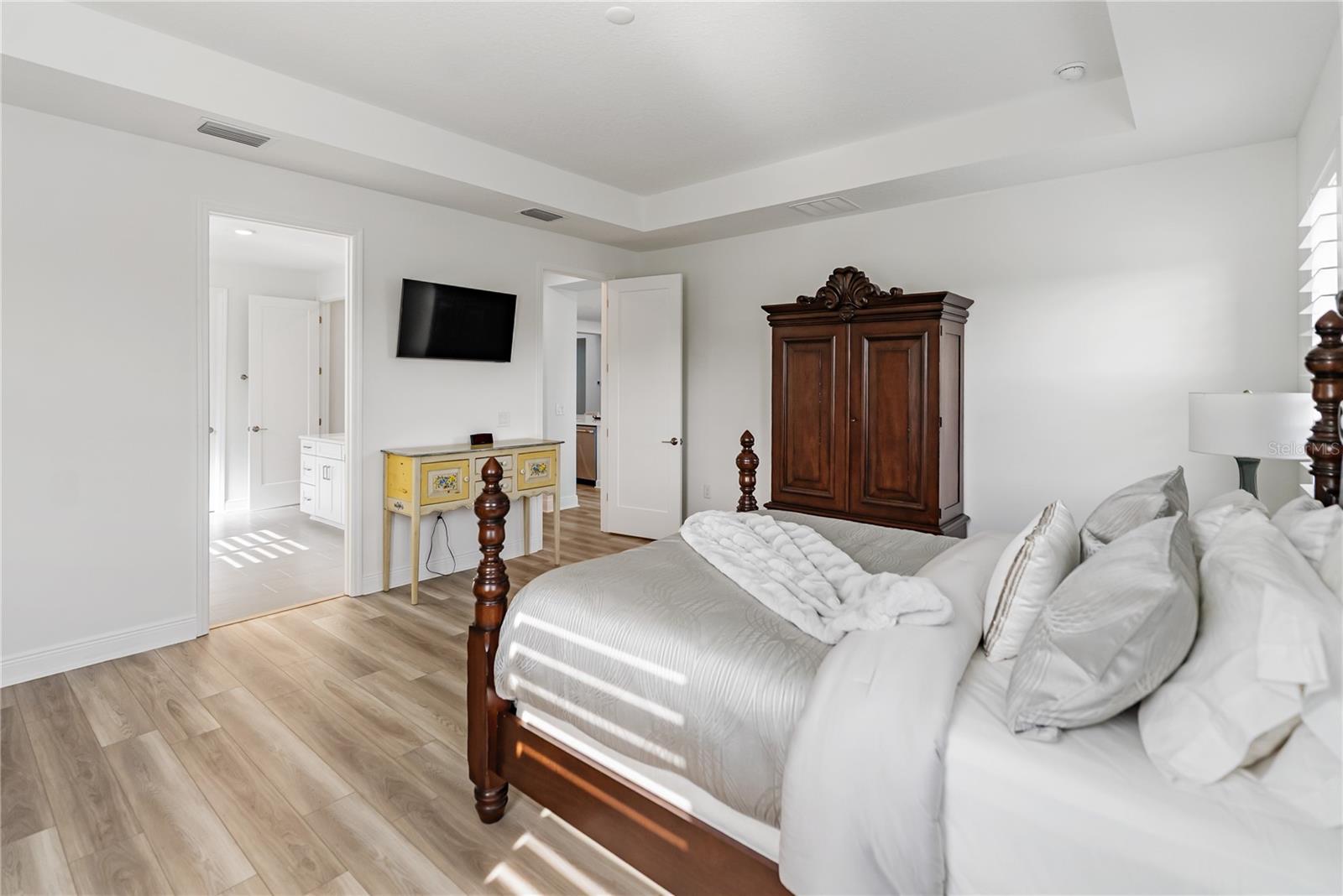 Image 60 of 87 For 4811 Honey Dew Lane