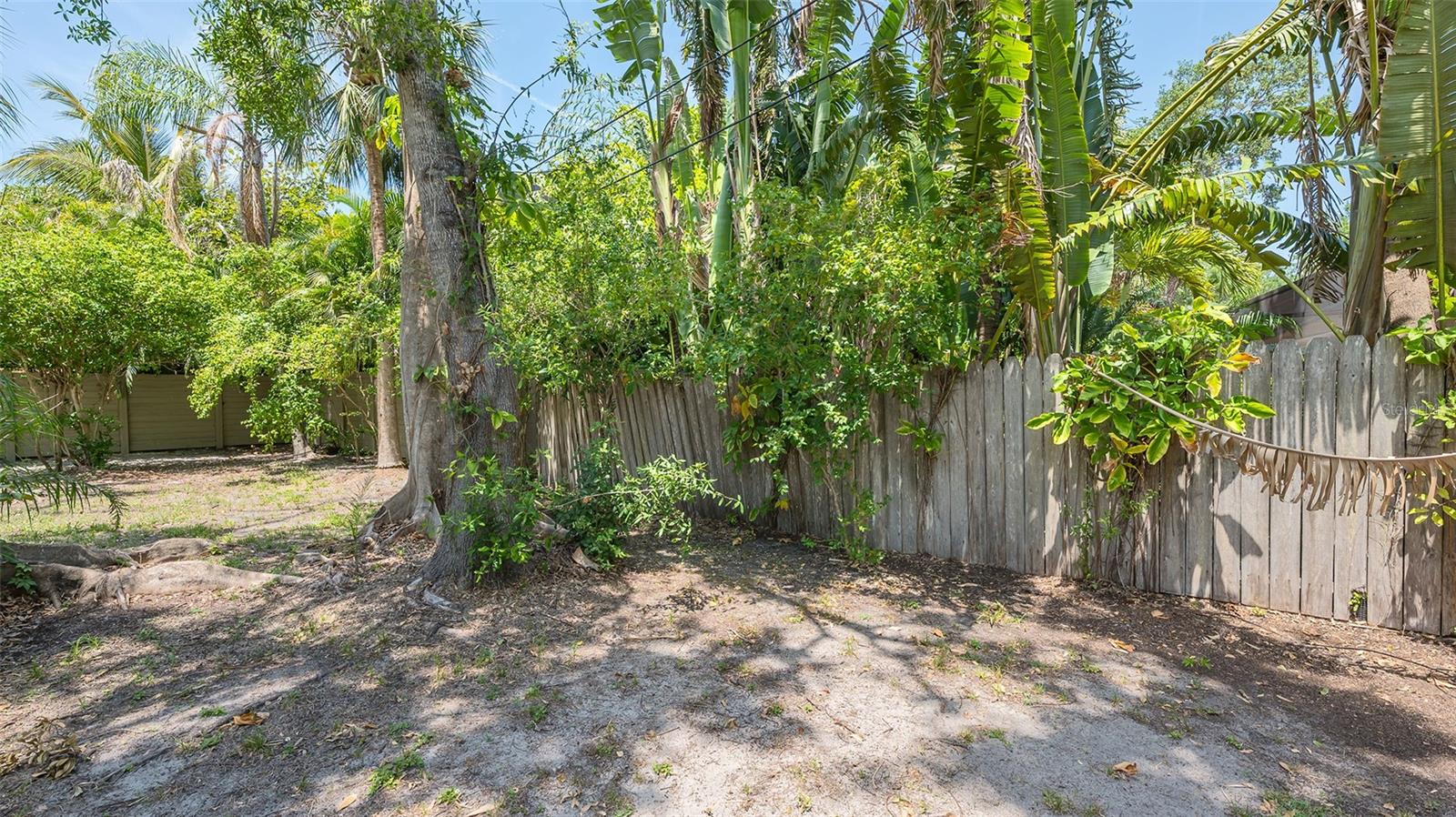 Image 20 of 28 For 1931 Bahia Vista Street