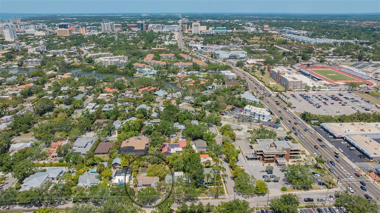 Image 5 of 28 For 1931 Bahia Vista Street