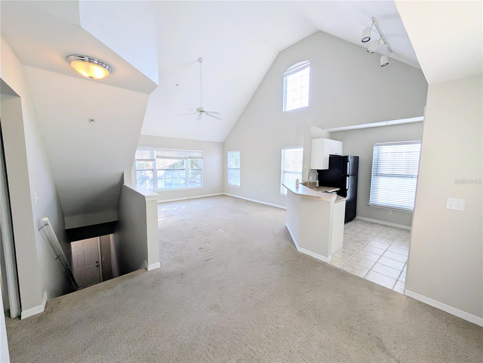 Image 2 of 12 For 5531 Rosehill Road 203