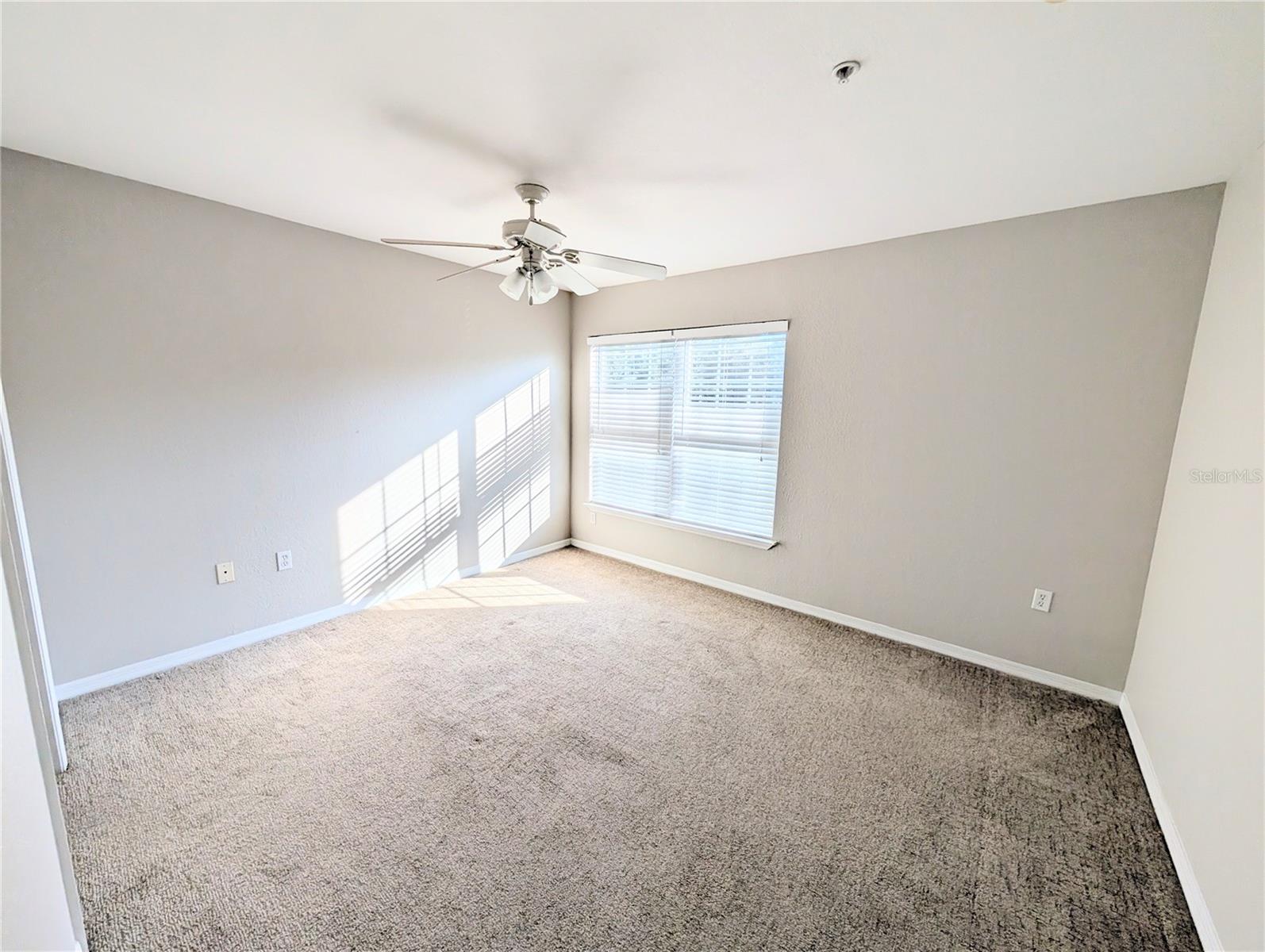 Image 5 of 12 For 5531 Rosehill Road 203