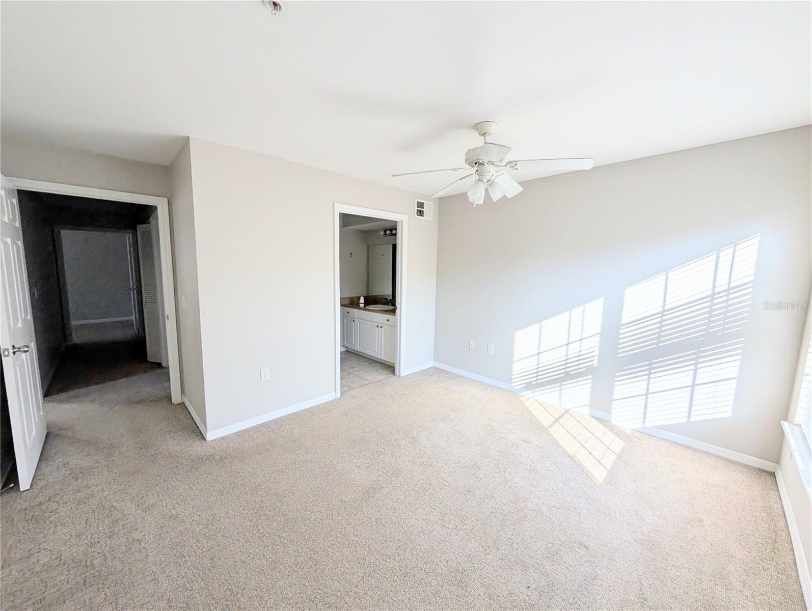 Image 6 of 12 For 5531 Rosehill Road 203