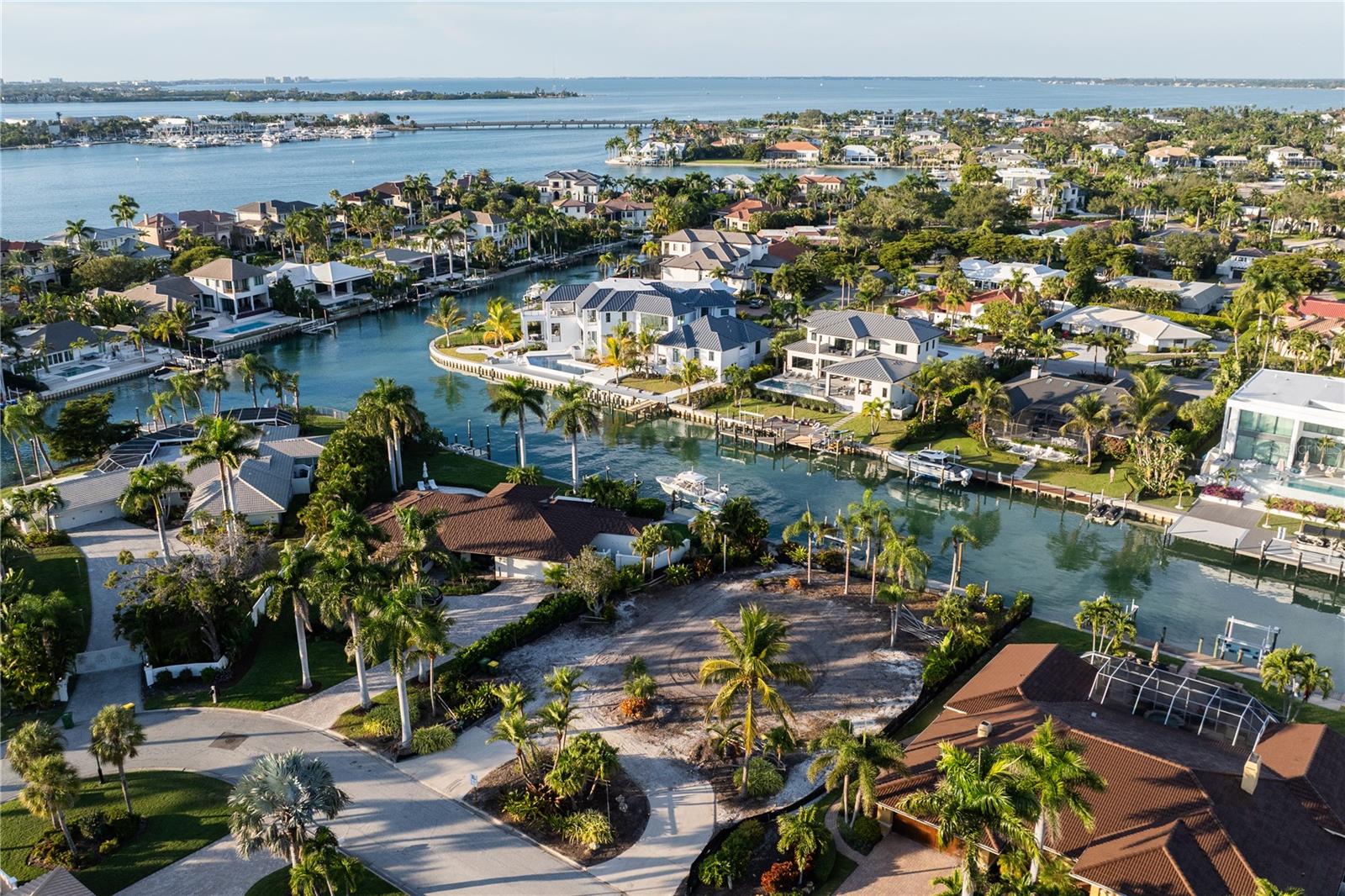 Image 21 of 37 For 526 Spoonbill Drive