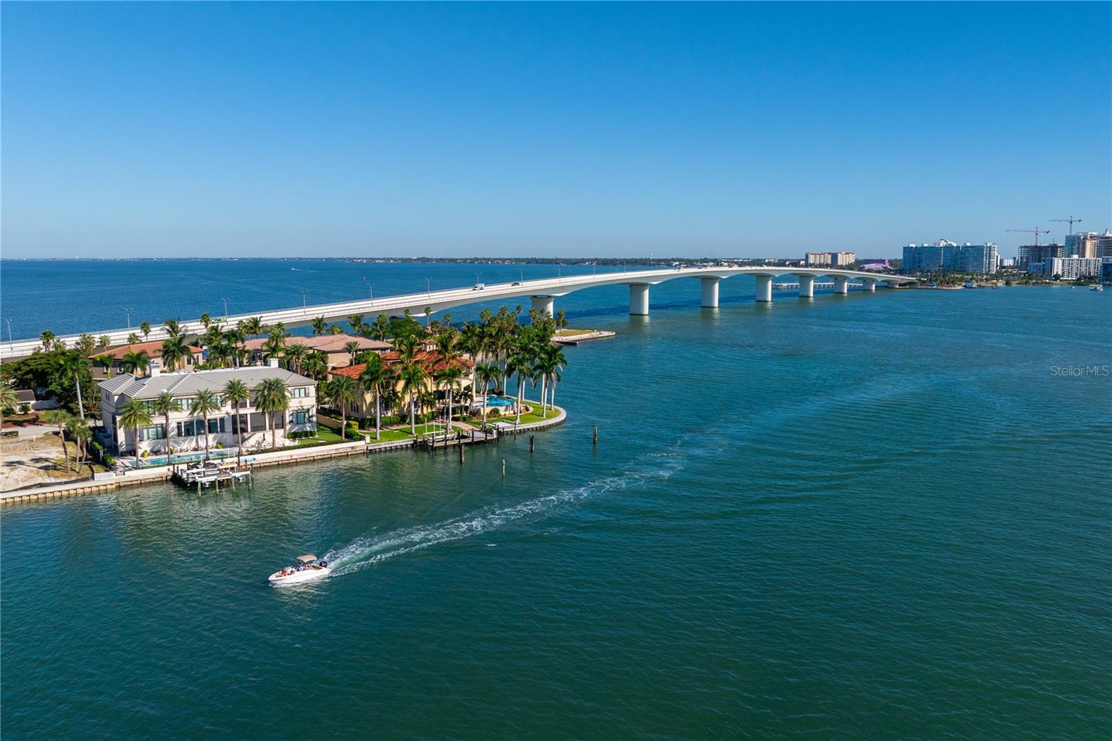 Image 23 of 37 For 526 Spoonbill Drive