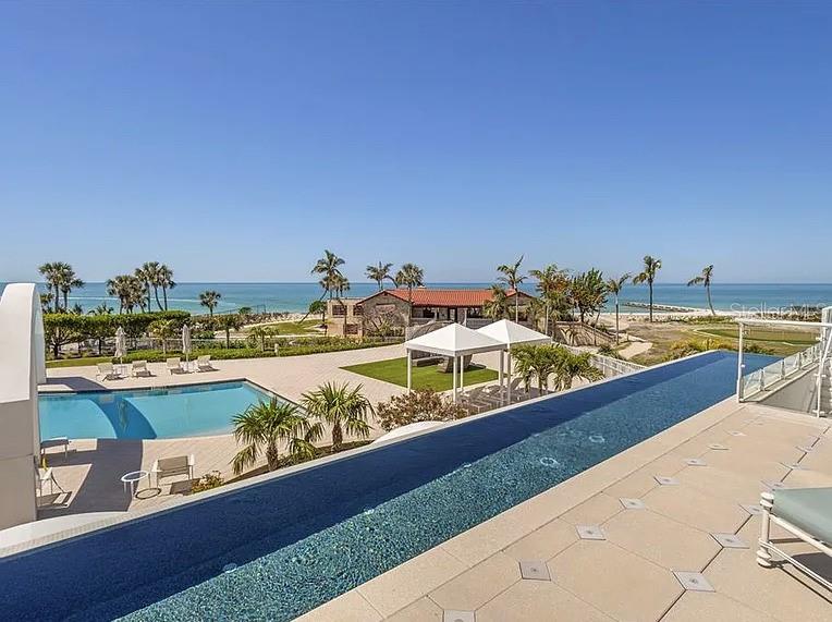 Image 2 of 16 For 2251 Gulf Of Mexico Drive 203