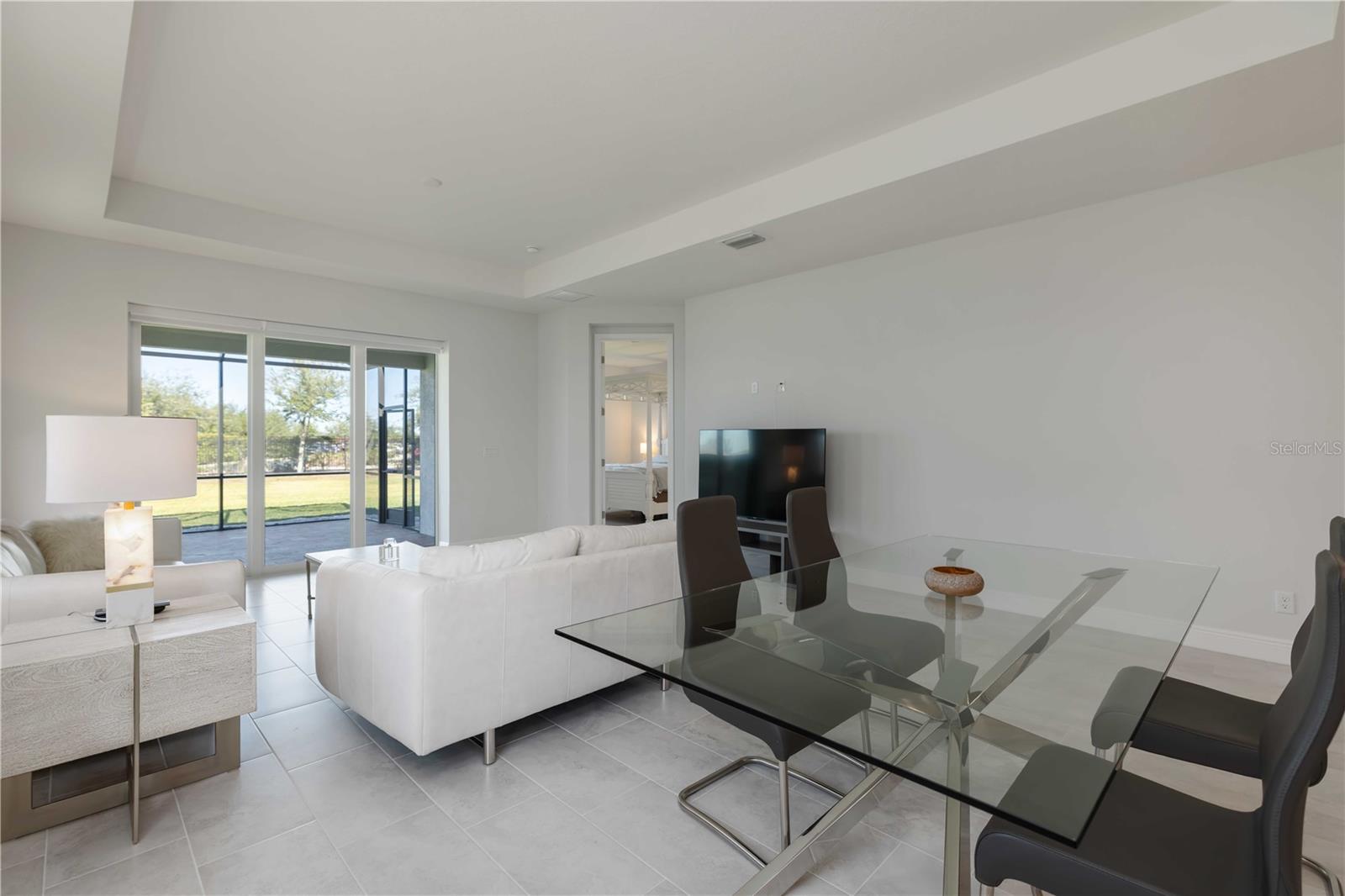 Image 11 of 42 For 223 Okeeffe Circle