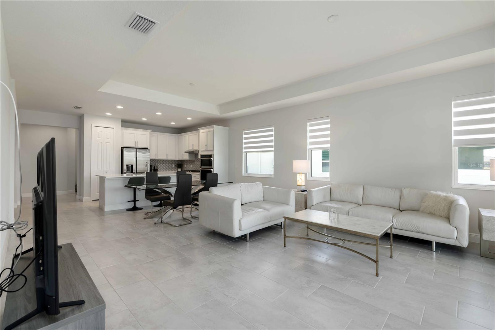 Image 15 of 42 For 223 Okeeffe Circle