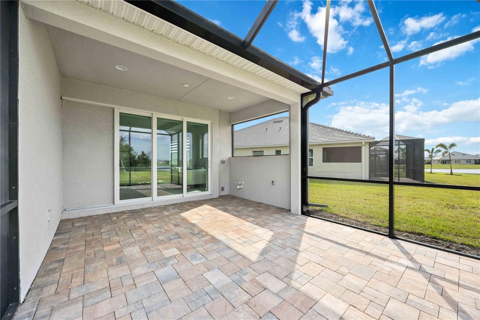 Image 34 of 42 For 223 Okeeffe Circle