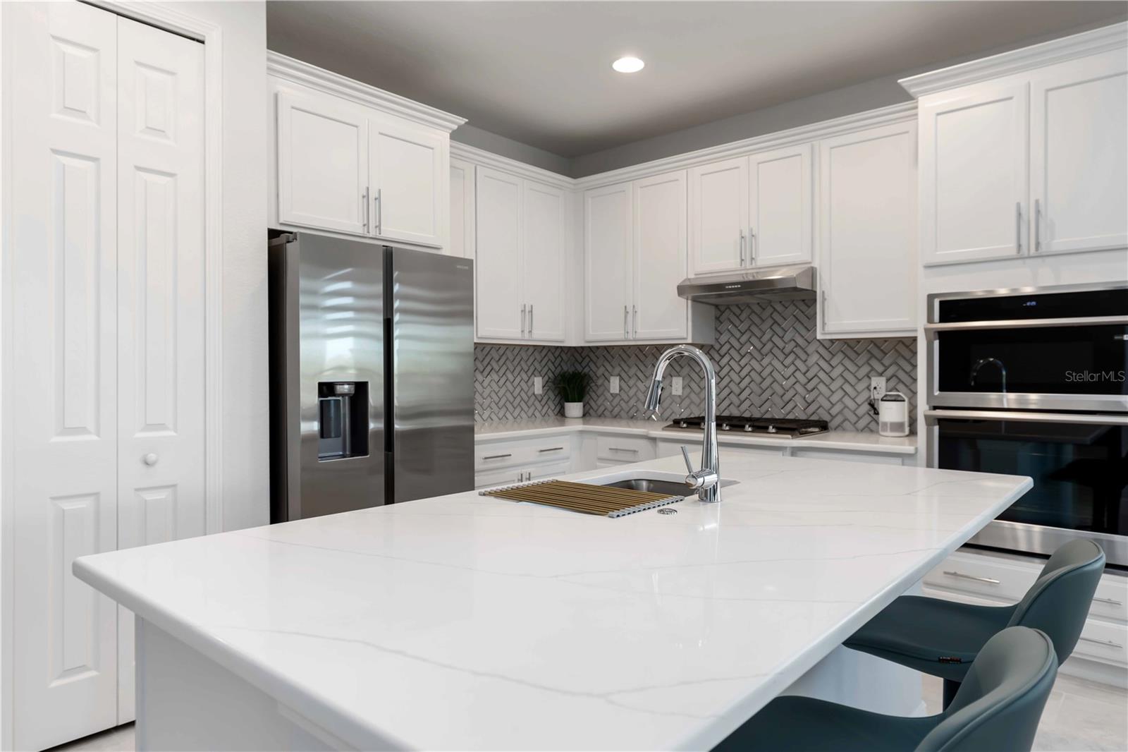 Image 8 of 42 For 223 Okeeffe Circle